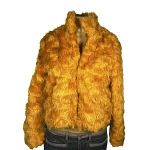 Lilac Dream Jacket Womens Medium Faux Fur Shaggy Plush Short Coat Gold Boho